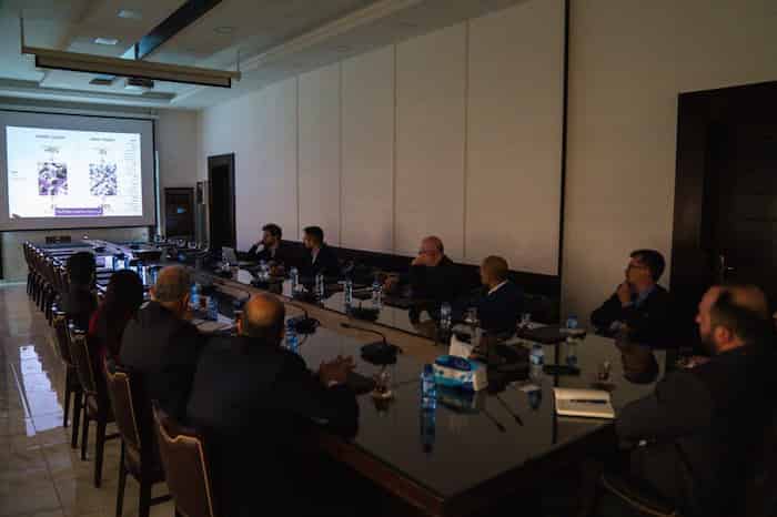 محافظ حمص يلتقي القائم بأعمال السفارة الإيطالية لبحث سبل التعاون في إعادة الأعمار4