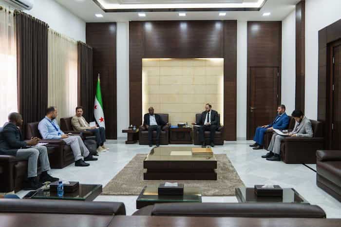 اجتماع في محافظة حمص لبحث سبل تعزيز التعاون الإنساني2