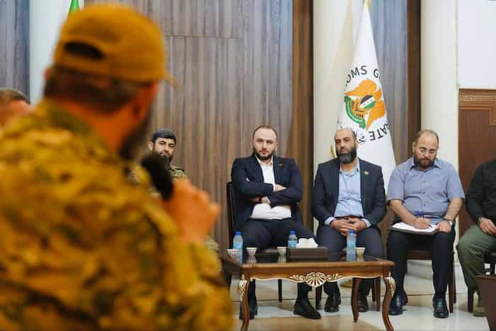 محافظ حمص يبحث مع قيادة الفرقة 52 سبل تعزيز الأمان والاستقرار في المحافظة2