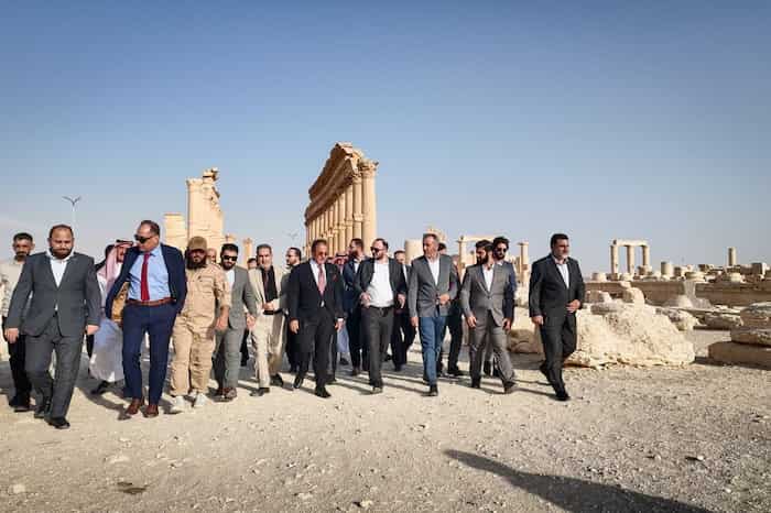 محافظ حمص يضع حجر الأساس لإعادة تأهيل مشفى تدمر الوطني4