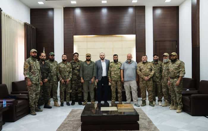 وفد من وزارة الدفاع يزور محافظ حمص2