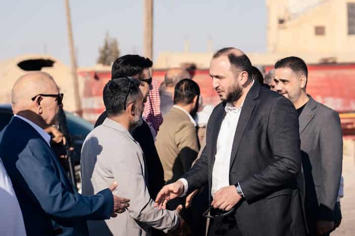 2محافظ حمص يتفقد الواقع الخدمي في القريتين