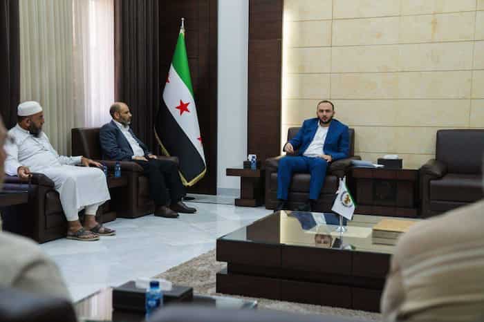 2محافظ حمص يلتقي وفداً من الريف الشمالي