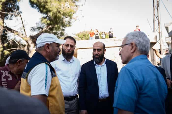 3وفد من الأمانة العامة لمحافظة حمص يتفقد منطقة حب نمرة المتضررة من الحرائق