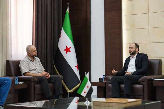 محافظ حمص يستقبل وفد نقابة الأطباء البيطريين1