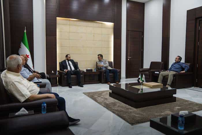 2الاجتماع الأول لأعضاء مجلس مدينة حمص مع المحافظ