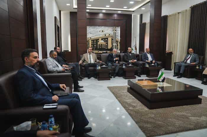 2محافظ حمص يلتقي أعضاء مجلس الشعب عن دوائر مدينة حمص و ريفها