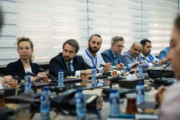 1اجتماع محافظ حمص مع القائم بالأعمال في السفارة الألمانية ووفد من منظمات الأمم المتحدة