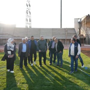 محافظ حمص يتفقد أعمال تأهيل وصيانة الملعب البلدي